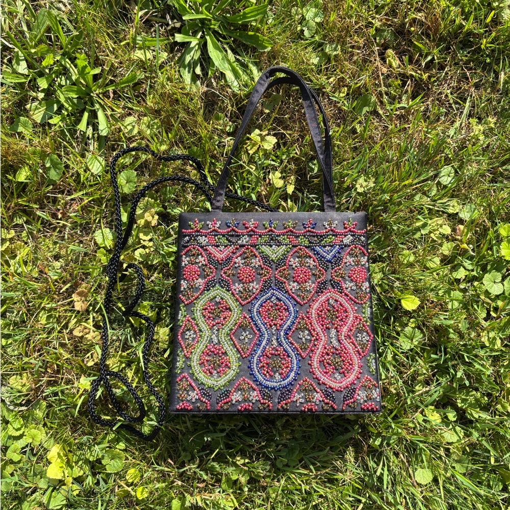 Beaded mini bag 🪽